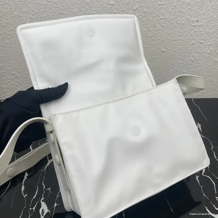 Fashionrep Bags 2112DJ0096 Prada 0519
